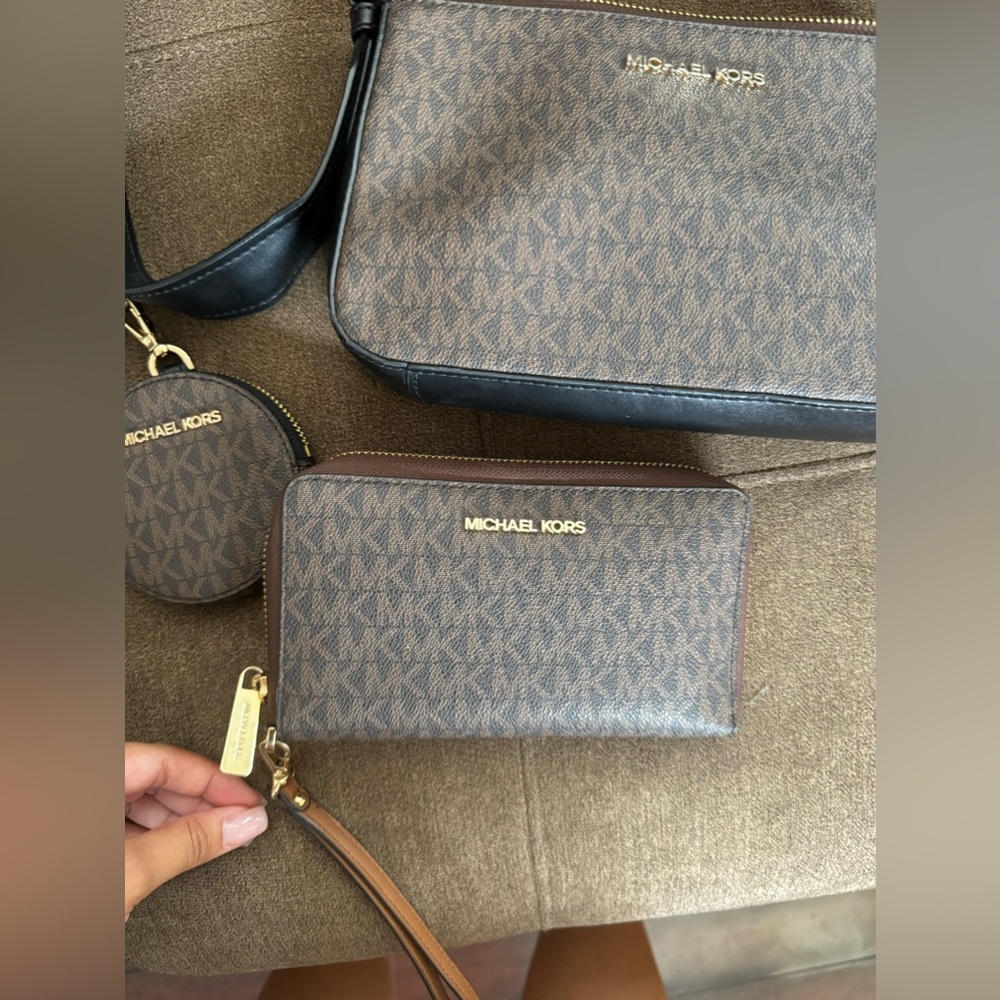 michael kors set - Picture 3 of 4